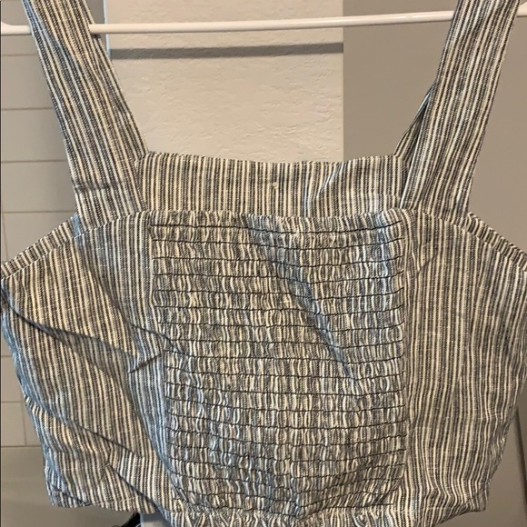 White block and grey crop top - Picture 3 of 4